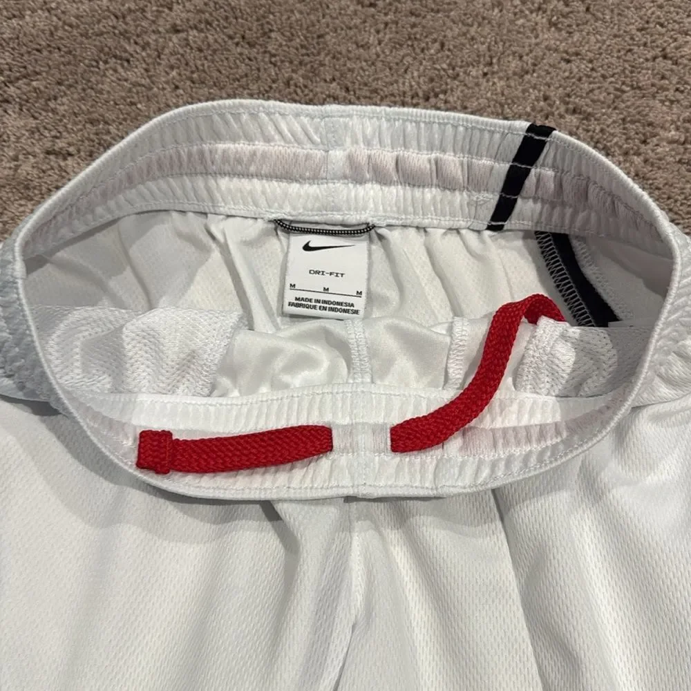 Youth Nike Dri-Fit shorts! White size medium great condition
